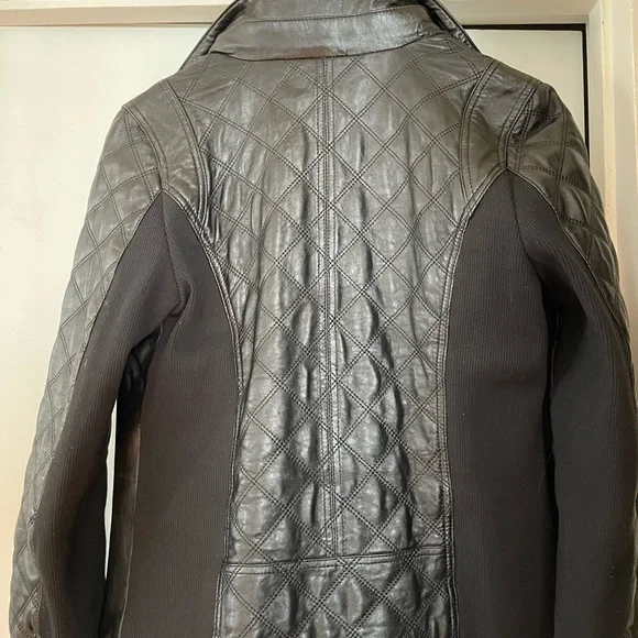 Ladies Medium Black Quilted Leather Moto Jacket by Wilson’s Leather - Picture 4 of 11